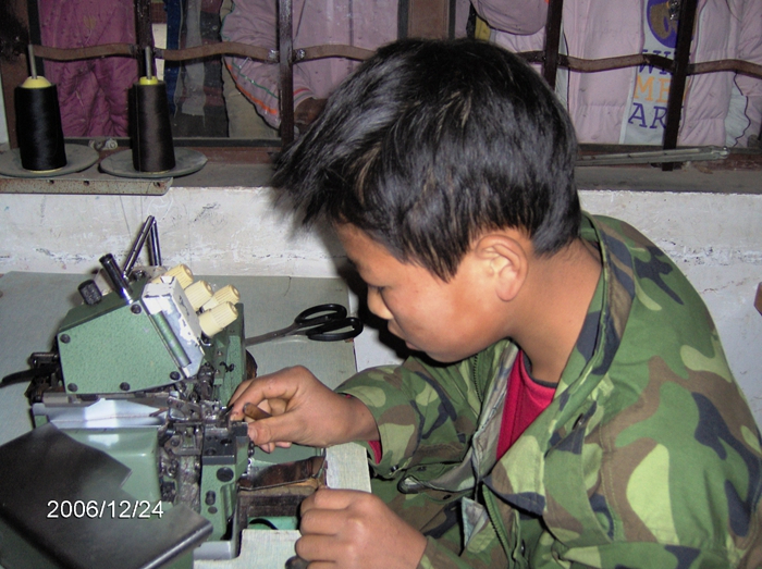 农民工(高速缝纫工)培训